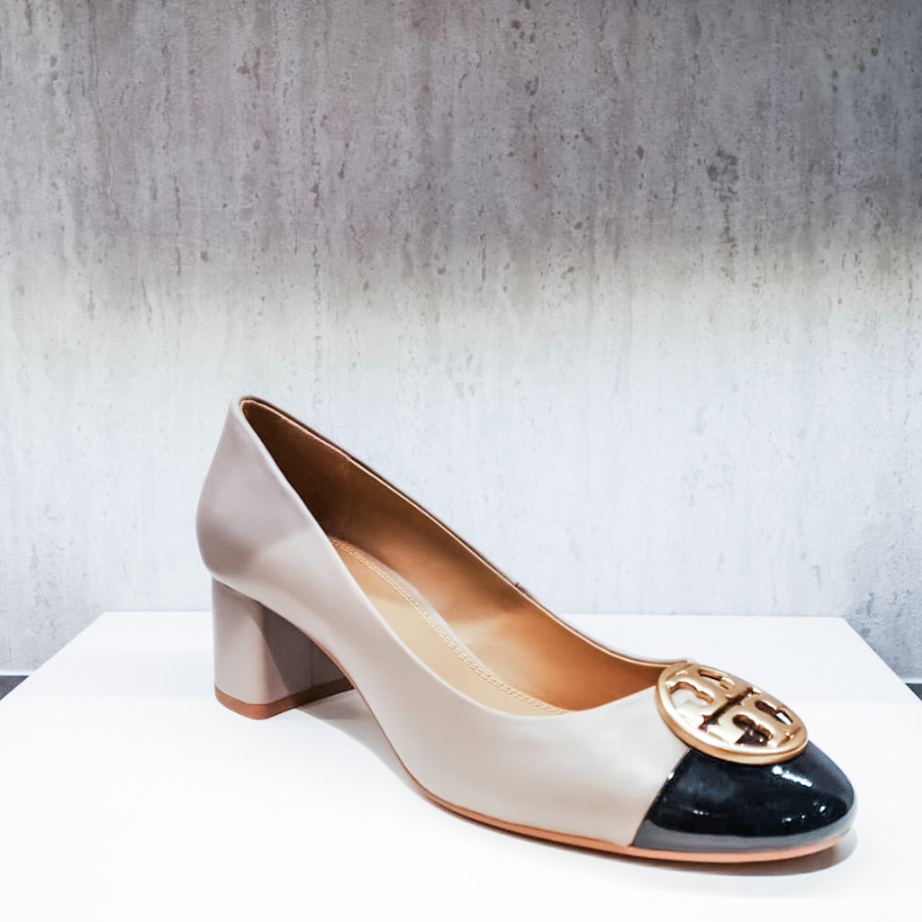 Tory burch chelsea medallion best sale 50mm pump